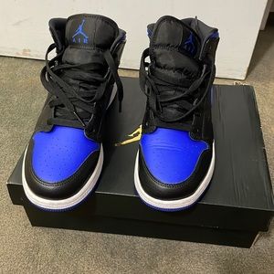 Air Jordan’s 1- mid